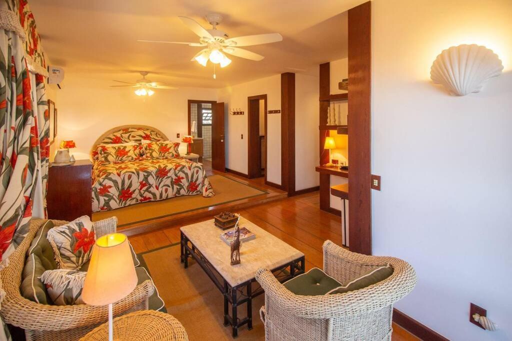 Casa de férias Paraiso Pe Na Areia De Geriba Com Cinco Por Luxury *