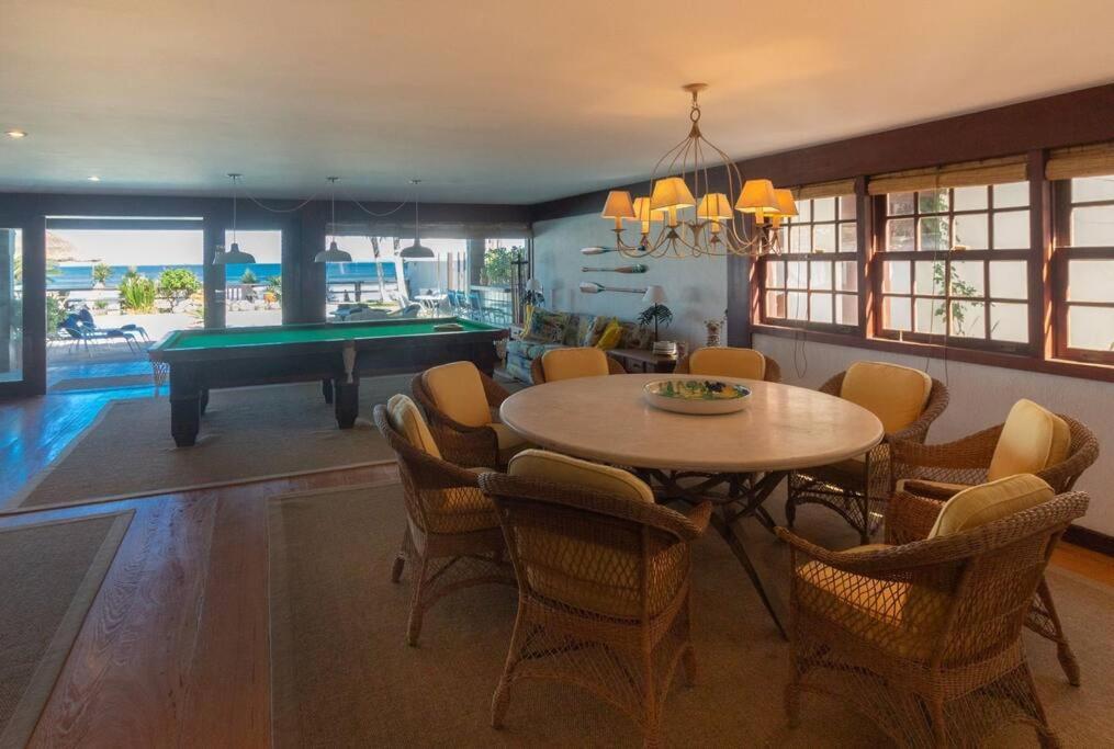 Paraiso Pe Na Areia De Geriba Com Cinco Por Luxury Casa de férias Búzios