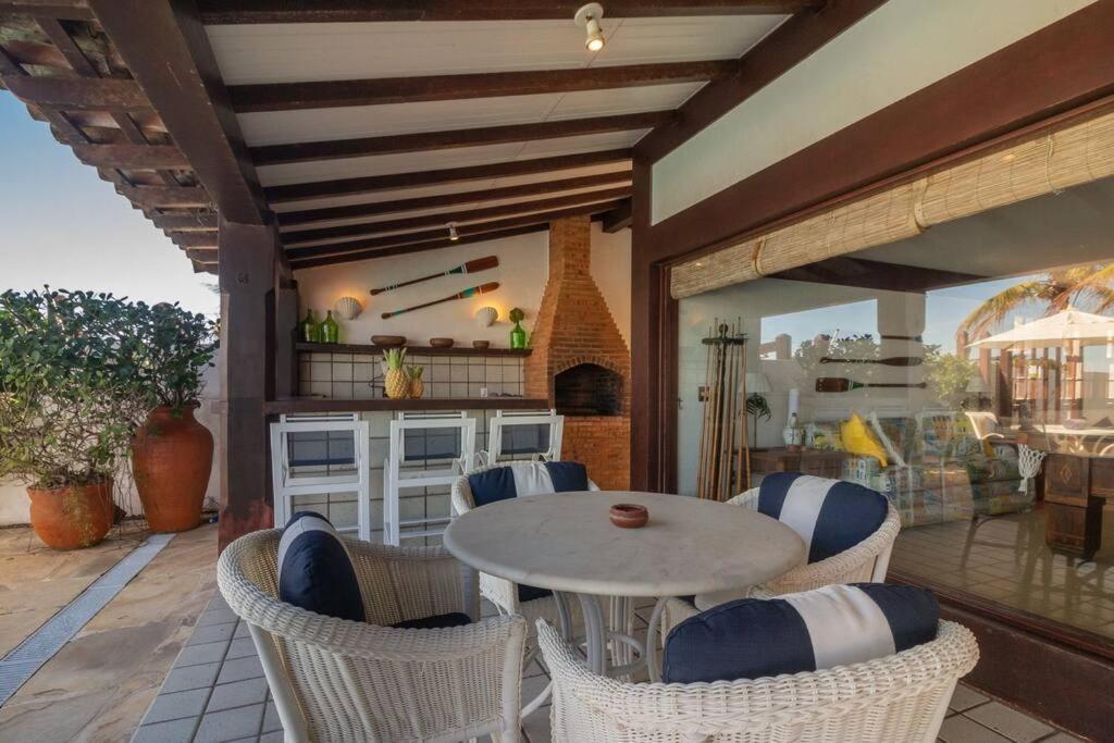 Paraiso Pe Na Areia De Geriba Com Cinco Por Luxury
